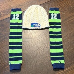 47 Brand Cream Cable Knit Beanie with Seahawks Logo and Arm warmers